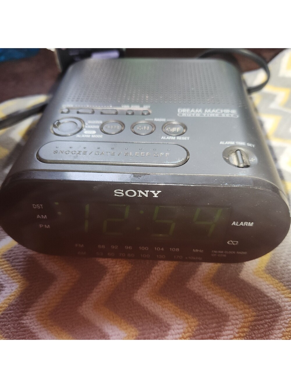 Sony ICF-C218 Dream Machine Clock Radio (Black)!